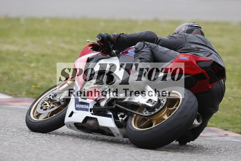 /Archiv-2025/08 20.04.2025 Speer Racing ADR/Gruppe gruen/454